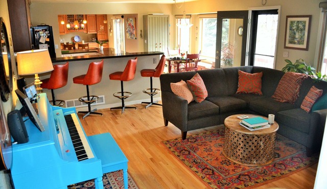 Lovely, spacious, sunny happy family-friendly home - great central location