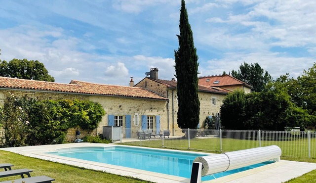 Lovely stone house large private heated pool and gardens, ideal for families