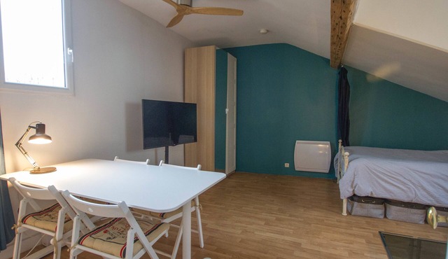 Lovely studio - near park