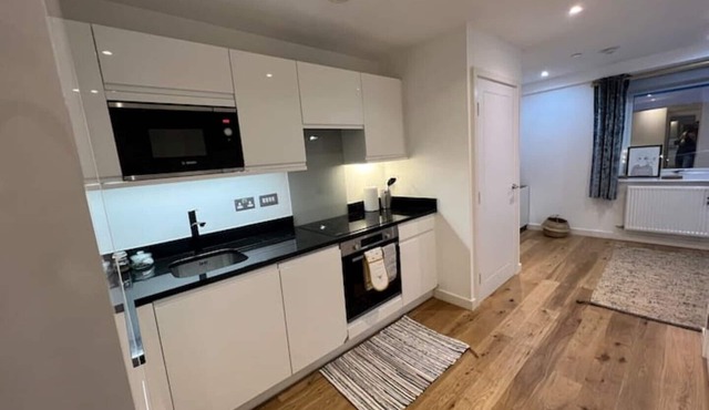 Lovely Studio in Cheadle Hulme