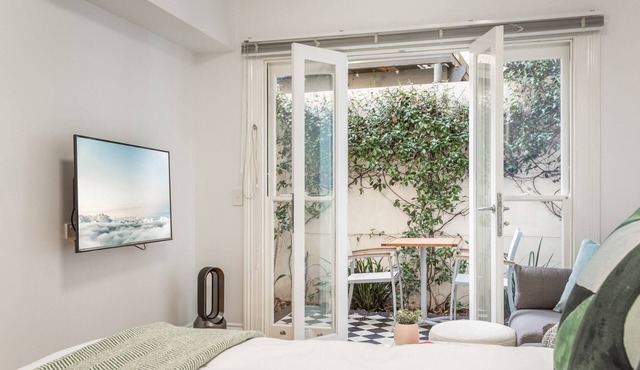 Lovely Studio with Patio