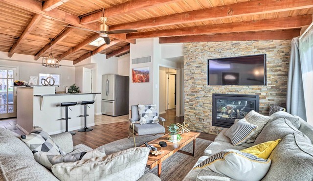 Lovely Toquerville Home w/ Private Hot Tub!