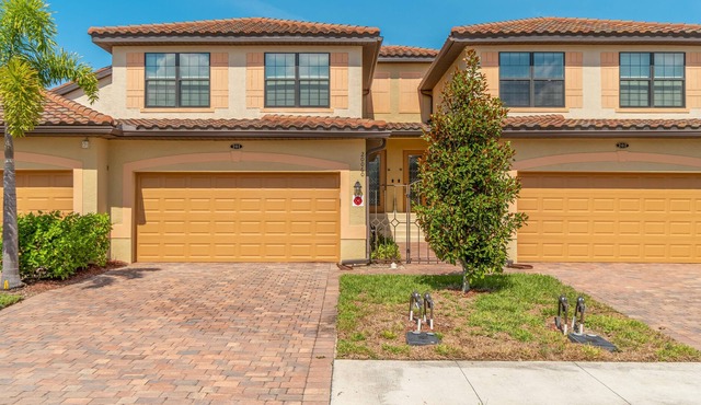 Lovely Townhome in Gated Community