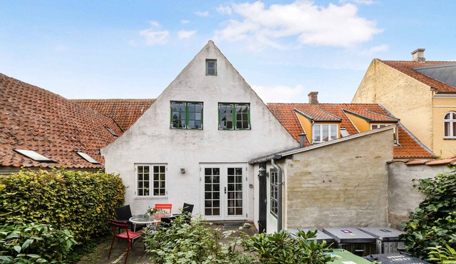 Lovely townhouse in unique Ærøskøbing