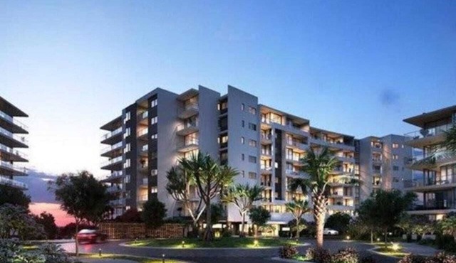 Lovely two bedroom apartment in Varsity Lakes with great amenities - pool, gym