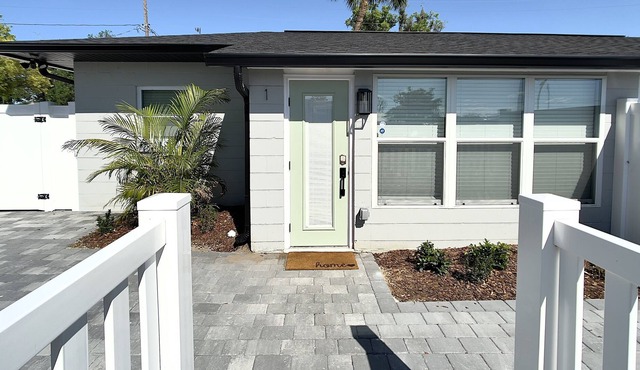 Lovely two bedroom rental unit in Orlando!