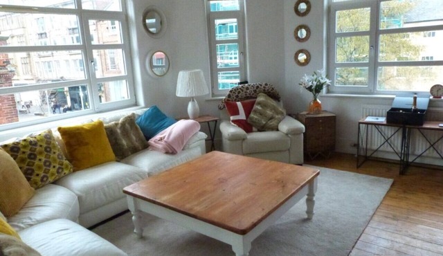 Lovely Two Bedroom Flat in the VERY CENTRE of Newcastle