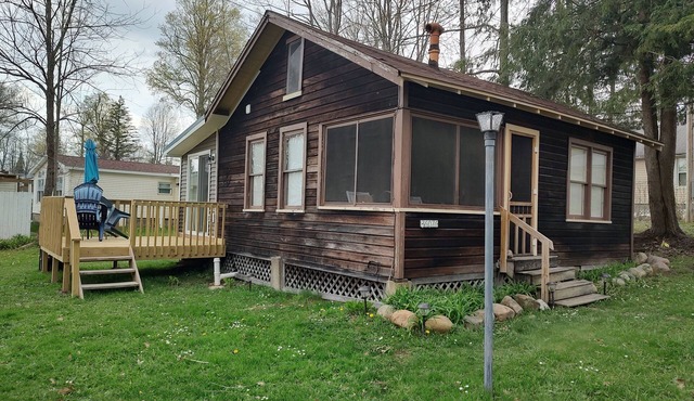 Lovely Idlewilde Cottage at Canadohta Lake, Pa