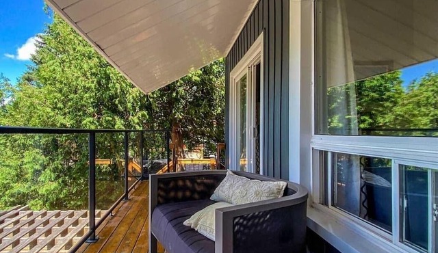 Lovely views, magnificent sunsets from inside, decks and dock
