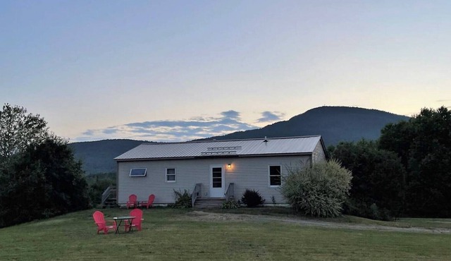 Lovely Vermont Home (Hiking/Skiing/Beach/Firepit)