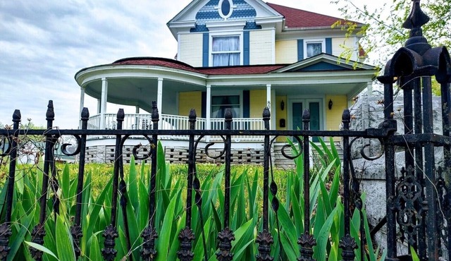 Lovely Victorian Mansion Centrally Located