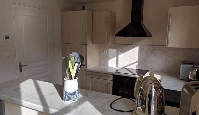 Lovely villa with private heated swimming pool sleeps up to 9