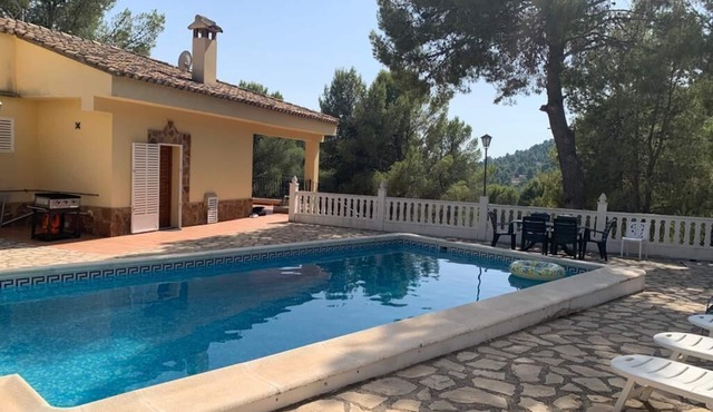 Lovely Villa With Beautiful Views, Private Pool, 4 Double Bedrooms, 2 Bathrooms