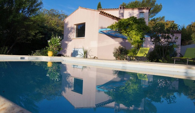 Lovely Villa with Large Pool, Perfect for Families