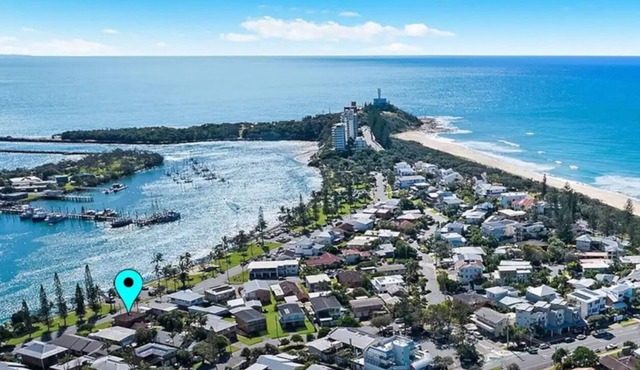 Lovely Waterfront Beach House, Pet-Friendly