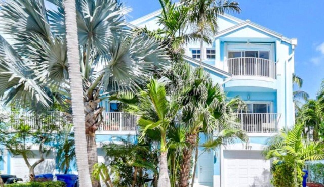 Lovely Winter Vacation RentalnSteps to Beach and Broadwalk