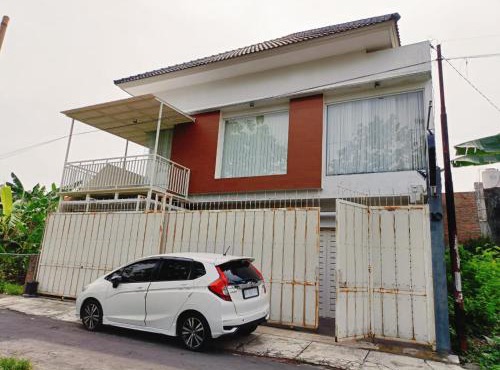 Lovena Luxury Homestay Solo