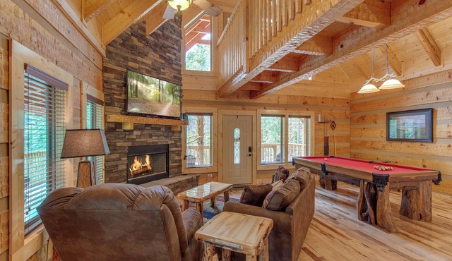 Lover's Hideaway by Jackson Mountain Rentals