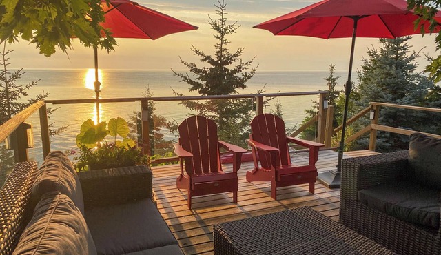Lovett Landing | Lakefront Escape Near Bayfield