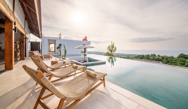 Lovina Sea View Villa | Private Gym | Movie Screen