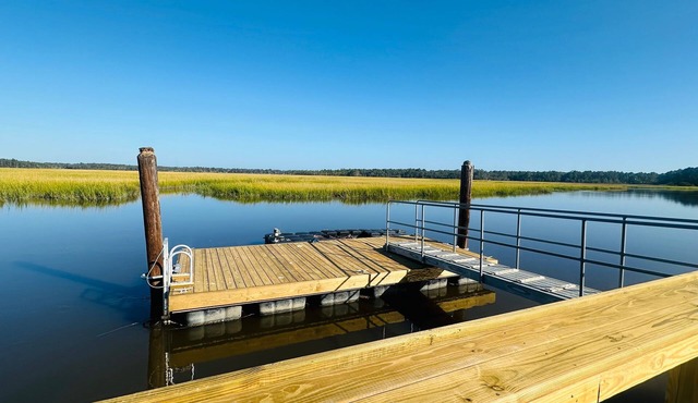 Low Country Living-Deep water dock, Gorgeous views