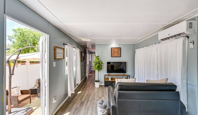 Low-key Poway Home ~ 20 Mi to La Jolla & San Diego