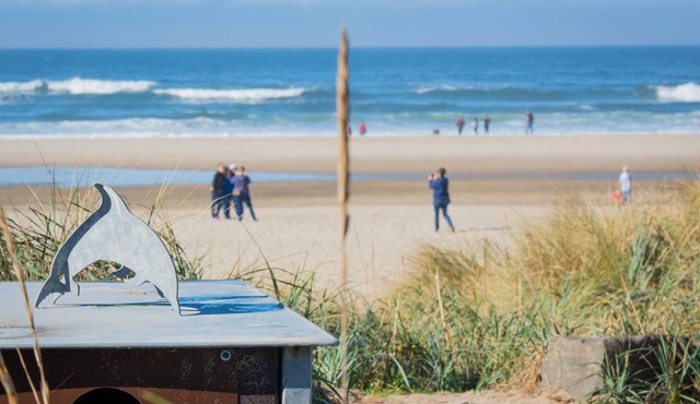 LOW SEASON DISCOUNTS IN EFFECT! RENT THE PROPERTY FOR AS LOW AS 800 PER NIGHT!