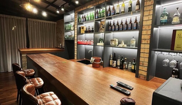 LOW SEASON PROMOTION! 4B12B Bar 5 min City Center