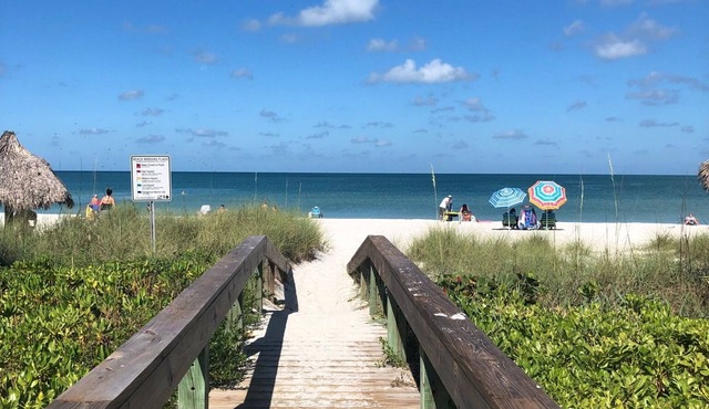 LOWDERMILK BEACH VIEW CONDO - FIRST FLOOR