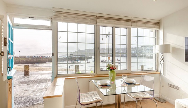 Lower Chy Rosewarne, The Wharf