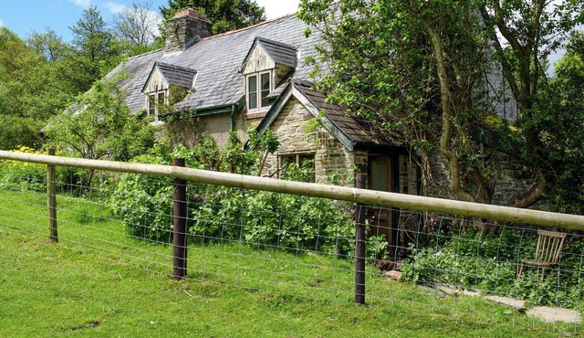 Lower Goytre Farmhouse