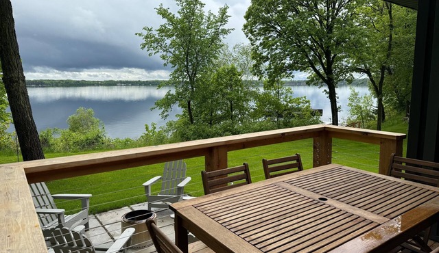 Lower Hay Hideaway on the Whitefish Chain