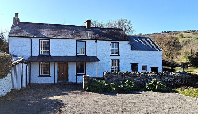 Lower Lock Cottage - Two Bedroom House, Sleeps 4