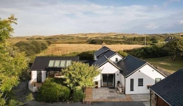 Lower Mill - 3 Bedroom - 5* Retreat - Llangennith, Lower Mill - 3 Bedroom - 5* Retreat - Llangennith