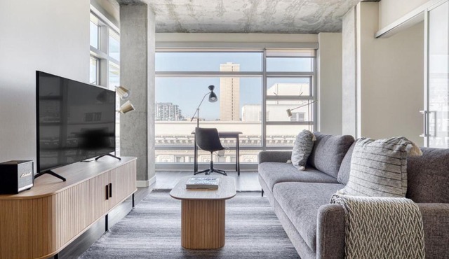 Lower Nob Hill 2BR w Gym Roof nr bars SFO-691