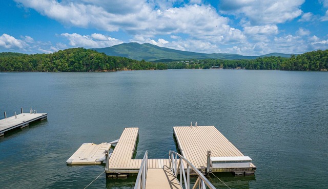 Lower rates/flexible calendar Waterfront Home w/Private Dock and Mountain Views