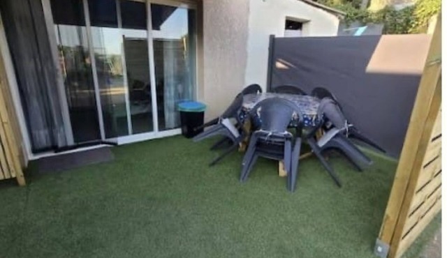 Lower villa with outdoor space in the heart of the village of Sarrola-Carcopino