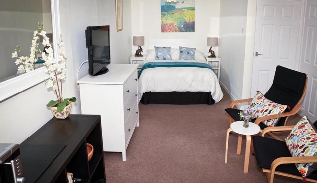 Lowerbourne House Studio