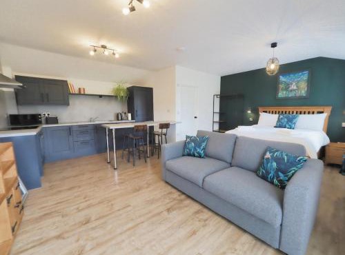 Loxley's Lodge at Edwinstowe