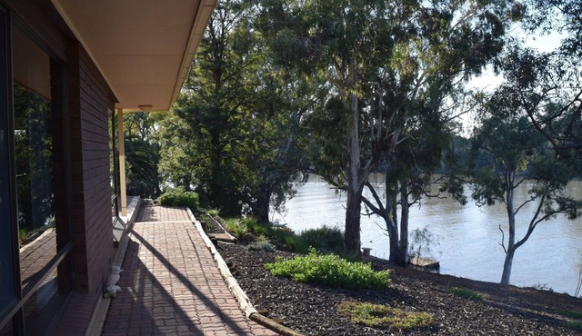 Loxton River Escape - Holiday home on the river