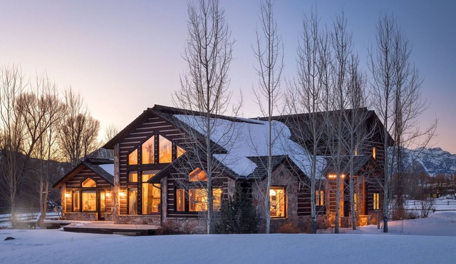 LPJH | Abundance of Nature, Breathtaking Views, and Privacy