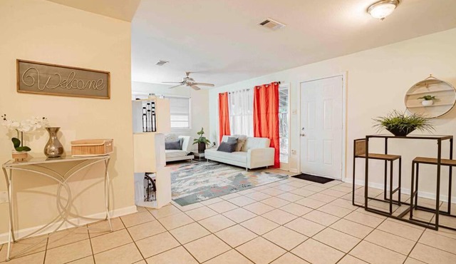 LSU/Downtown Gem, Tailgating or Corporate Stays