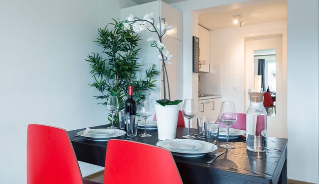 LU Saturn lll - Chapel Bridge HITrental Apartment