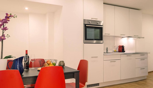 LU Uranus l - Chapel Bridge HITrental Apartment