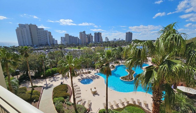 Luau Two 6426 Studio, balcony, tram, wifi. Awesome Views!