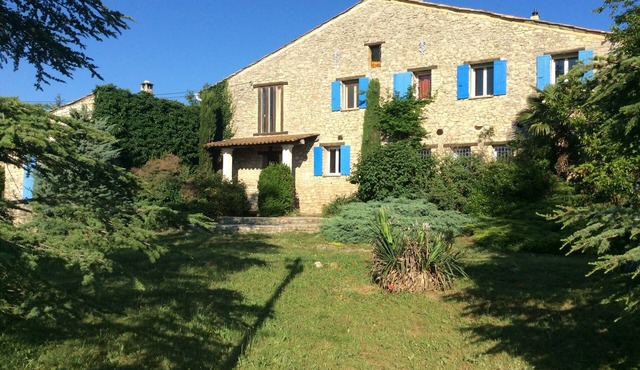 LUBERON FORMER SHEEPFOLD 19 th