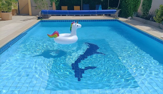 Luberon Center, Limonite Loft 45 m² with Pool