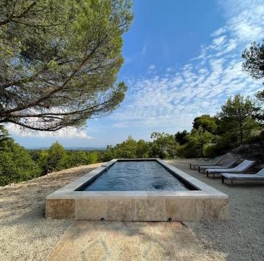 Luberon house with view