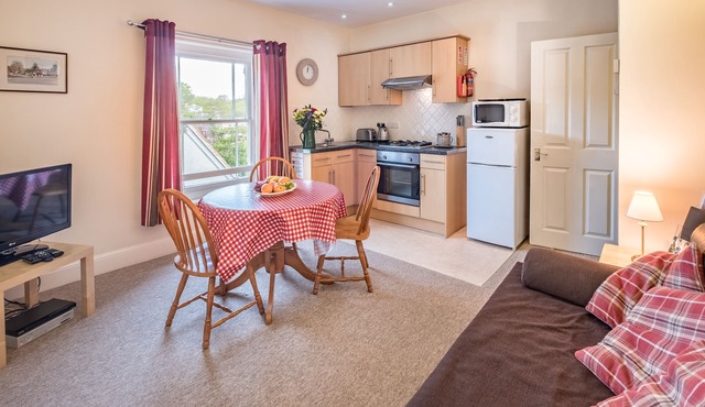 Luccombe Villa Holiday Apartments - Downs View apartment