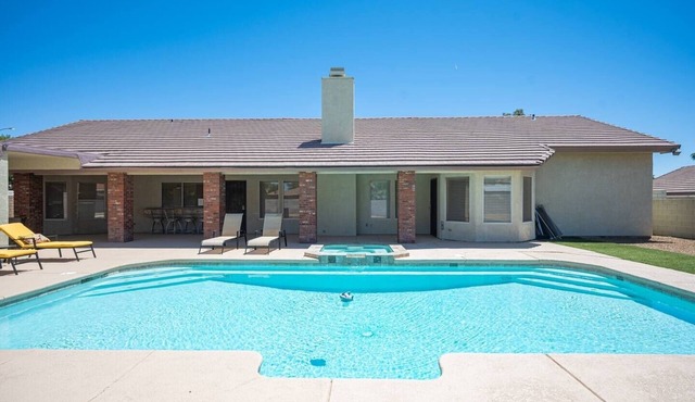 Lucerne · 35% Off Fall Special - Luxury Home Near Strip